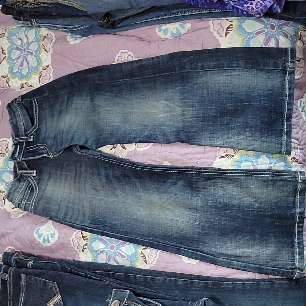 6 reg girl Wrangler jeans